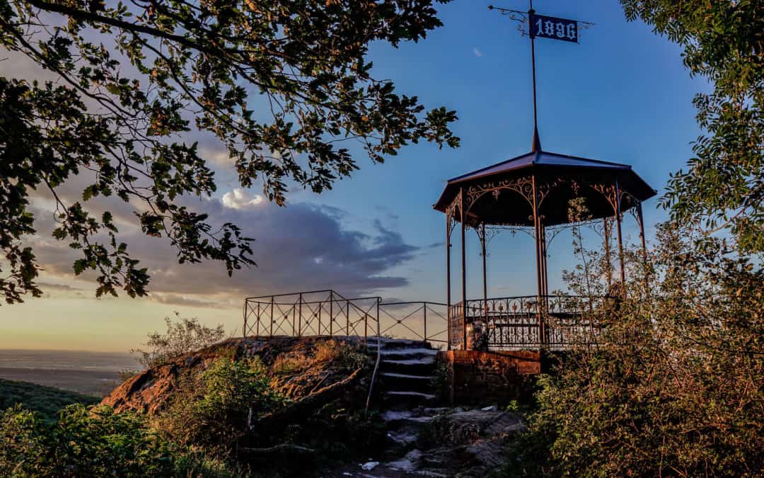 Dettweiler Tempel – Genialer Fotospot & 5 Wanderwege