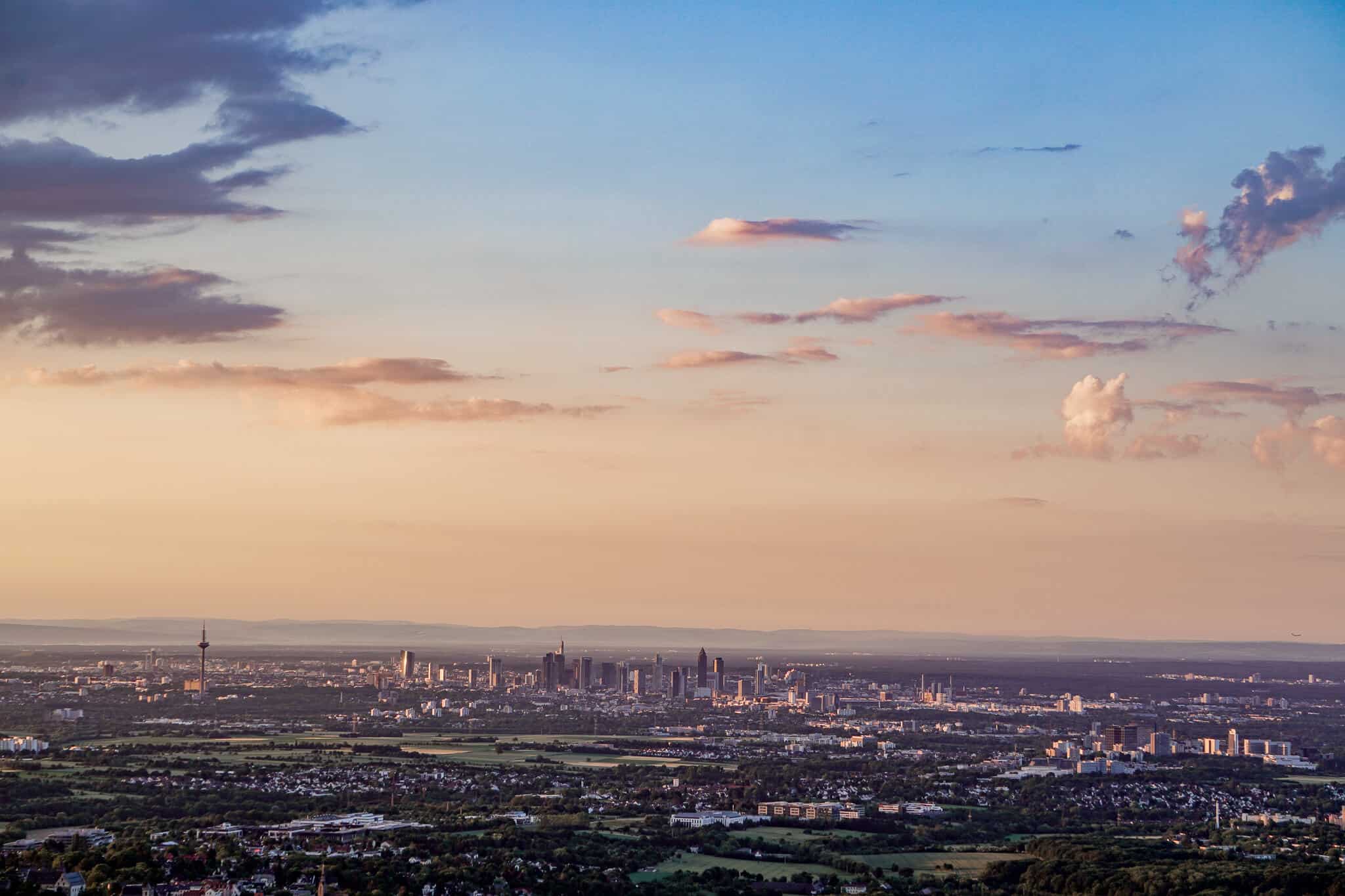 Frankfurt im Sonnenaufgang