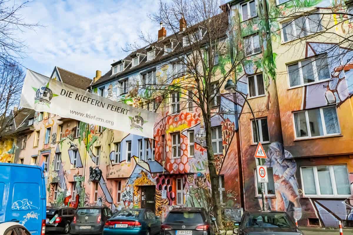 Banner in der Kiefernstraße