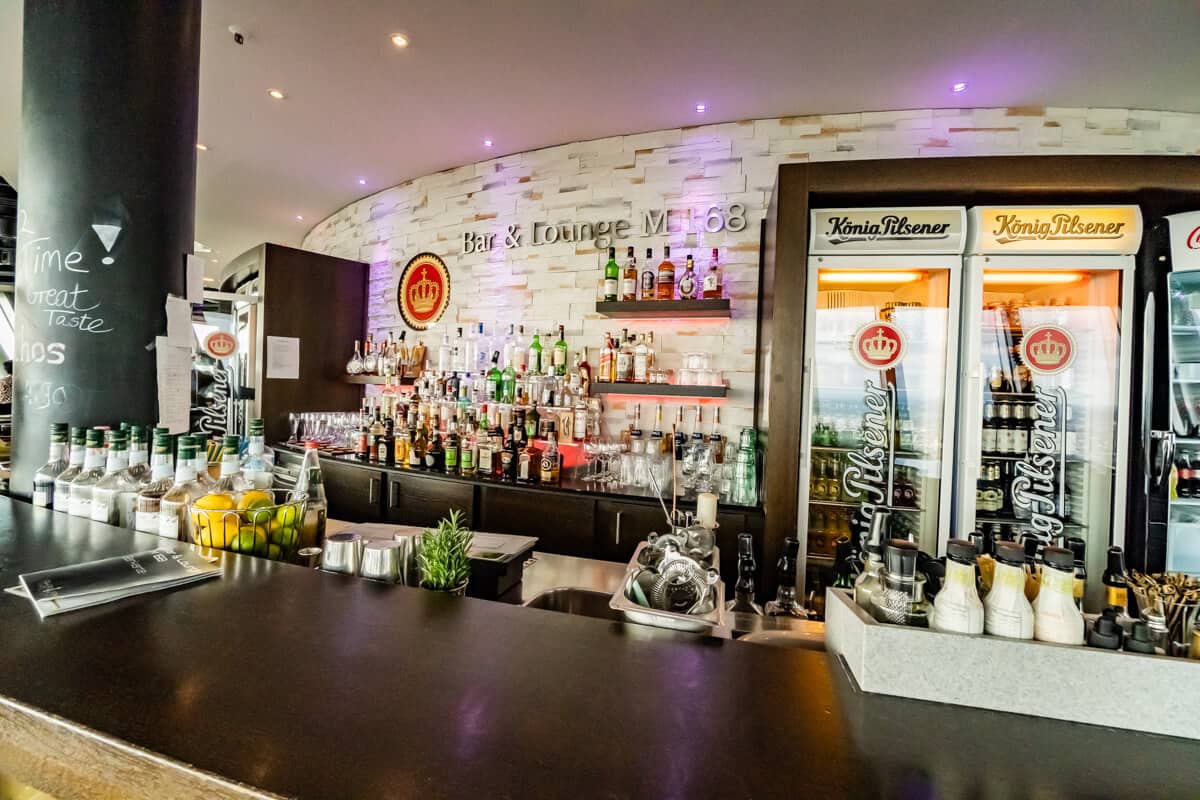 Bar & Lounge M 168 im Rheinturm