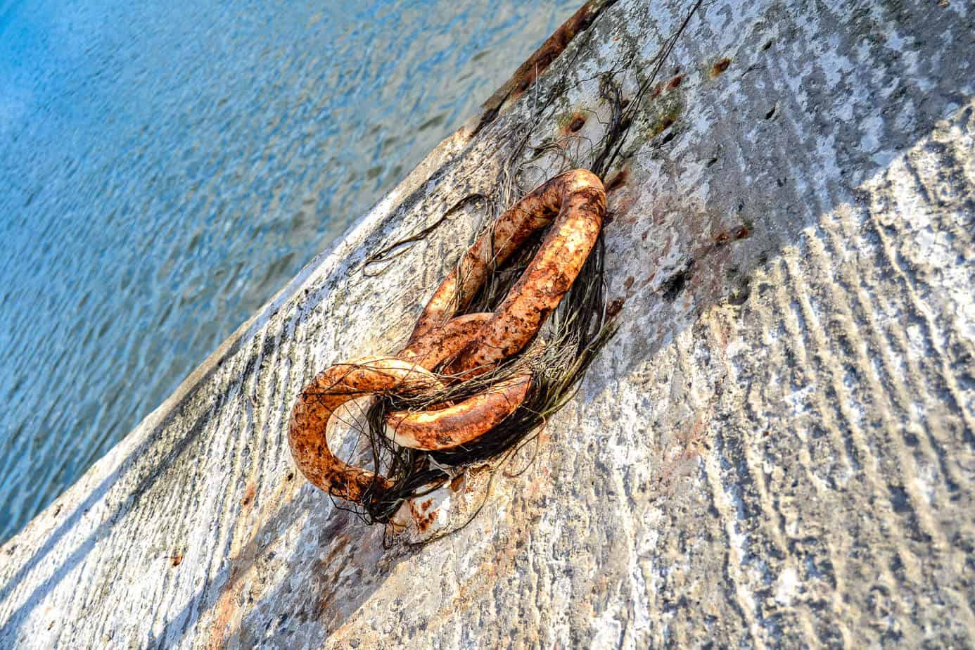 Auf einem Pier nahe Dublin