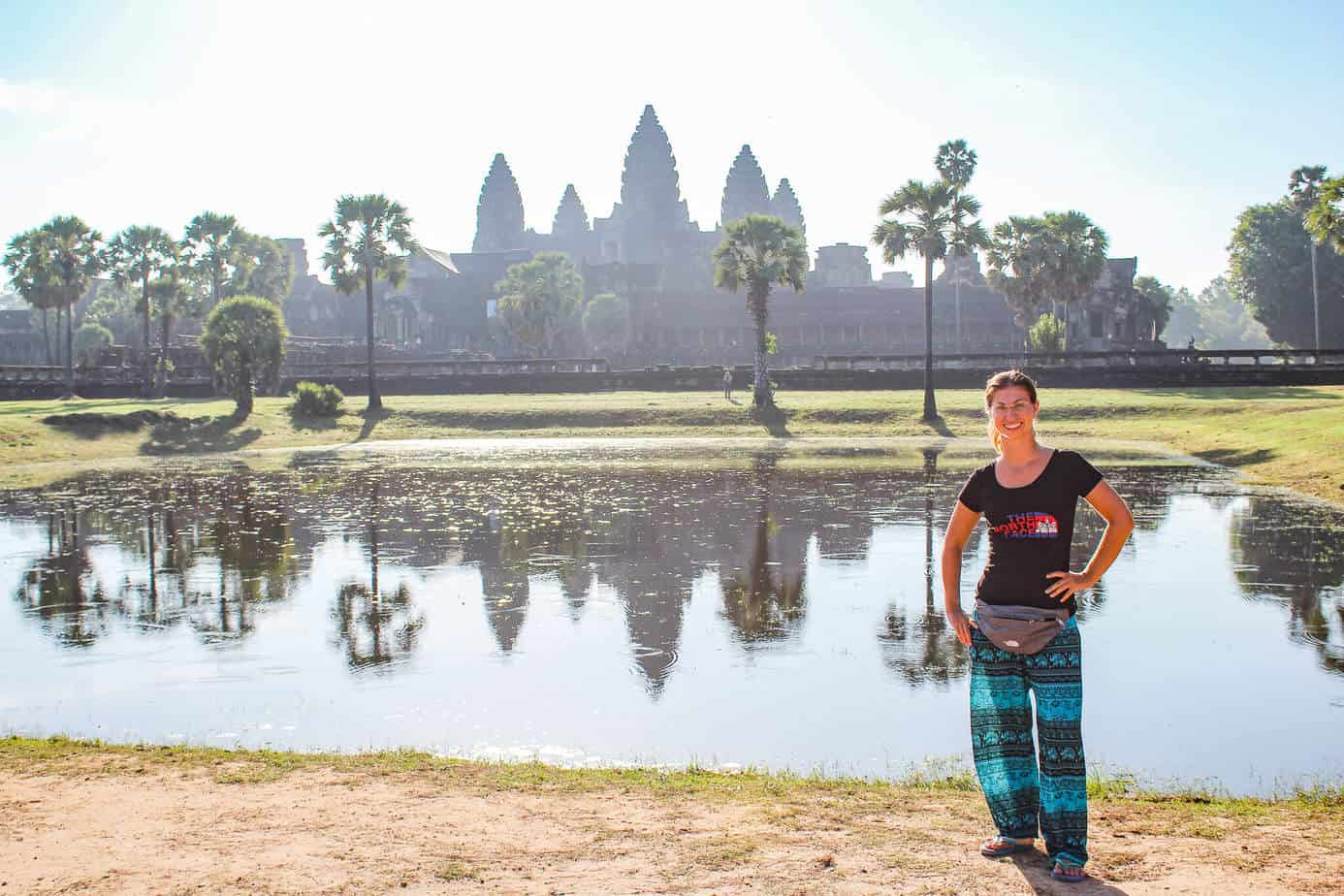 Mein Must-See #1 in SOA: Angkor Wat 3 Barbara vor Angkor Wat