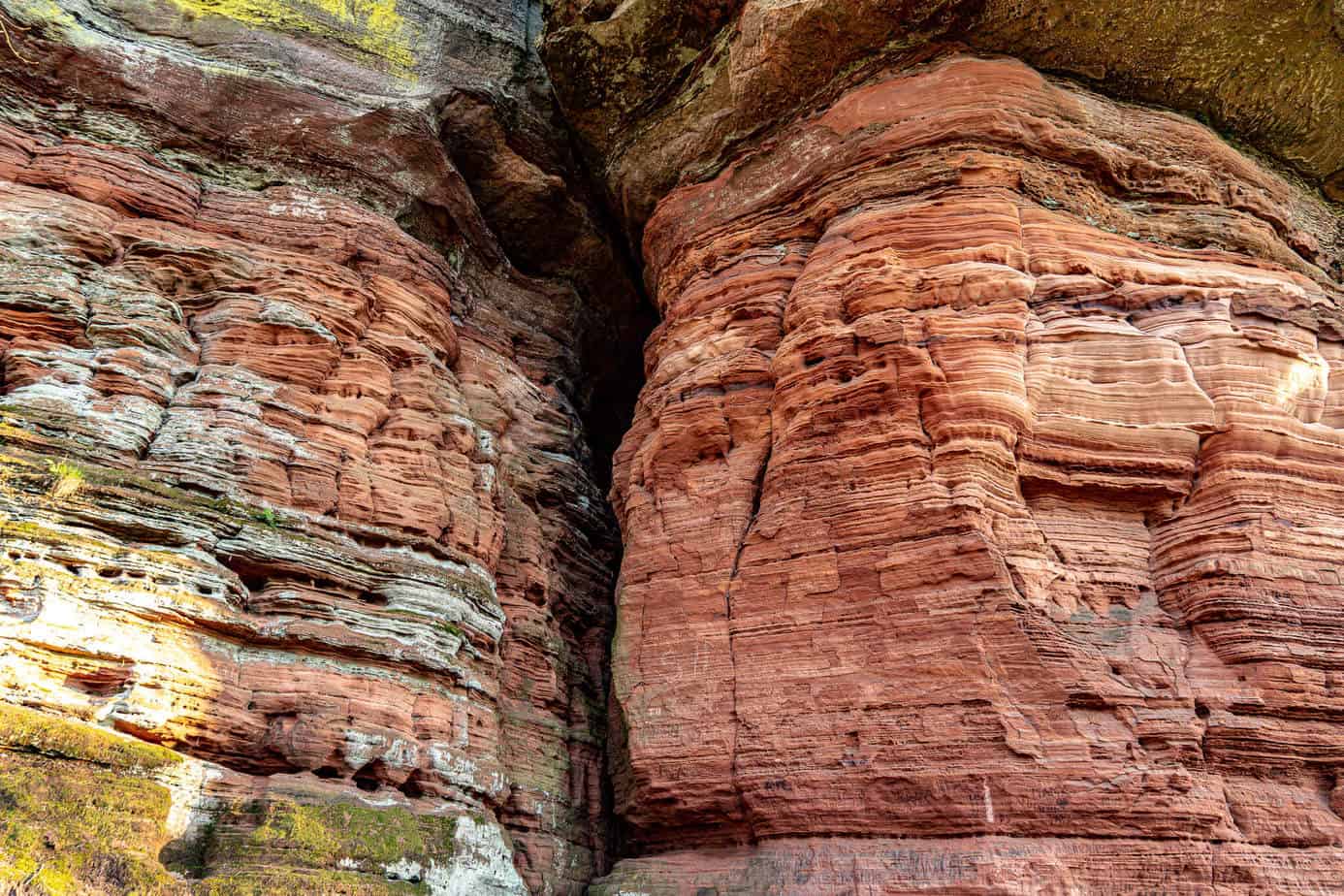 Felsspalte an den Altschlossfelsen
