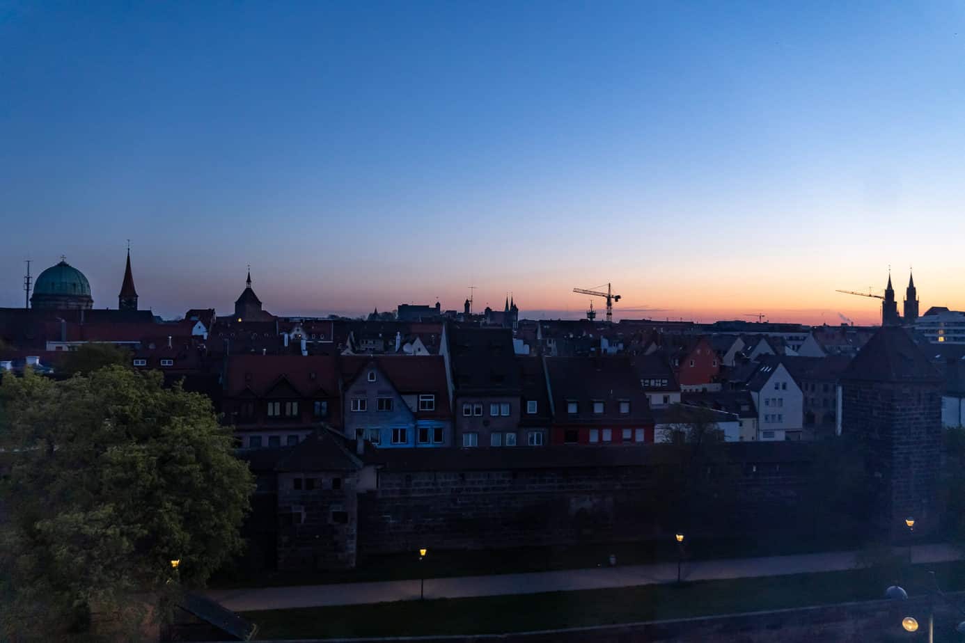Sonnenaufgang über der Nürnberger Altstadt