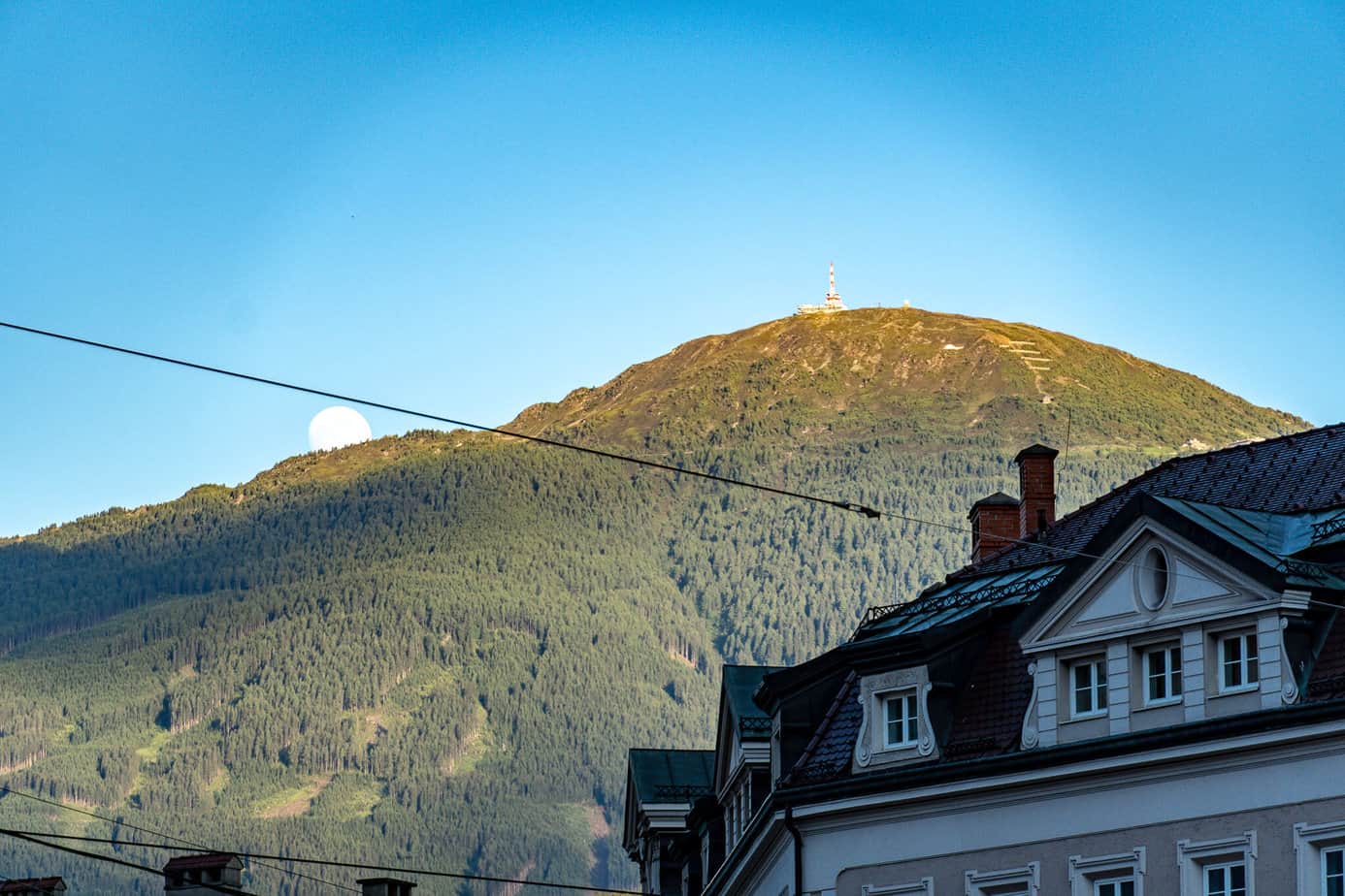 Der Patscherkofel bei Mondaufgang