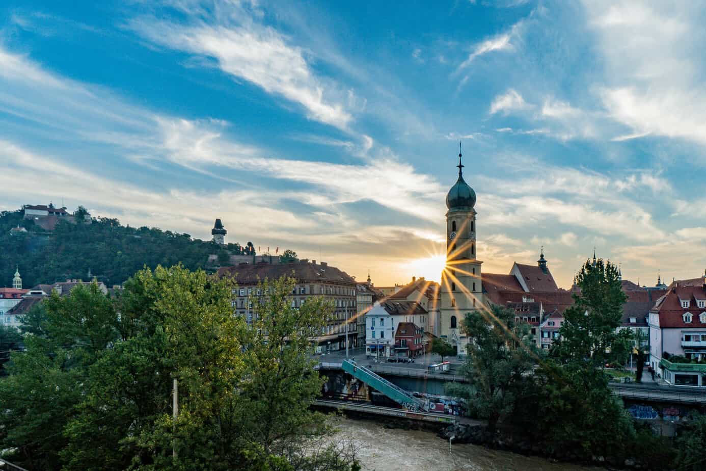 Sonnenaufgang über Graz