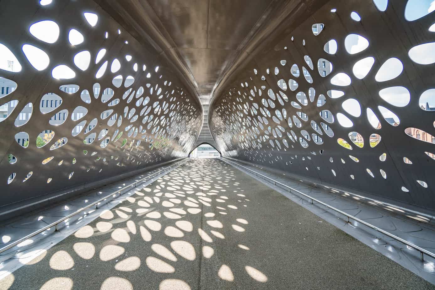Mit der A-ROSA SENA 7 Tage auf Rhein-Kreuzfahrt 32 Parkbrug Antwerpen