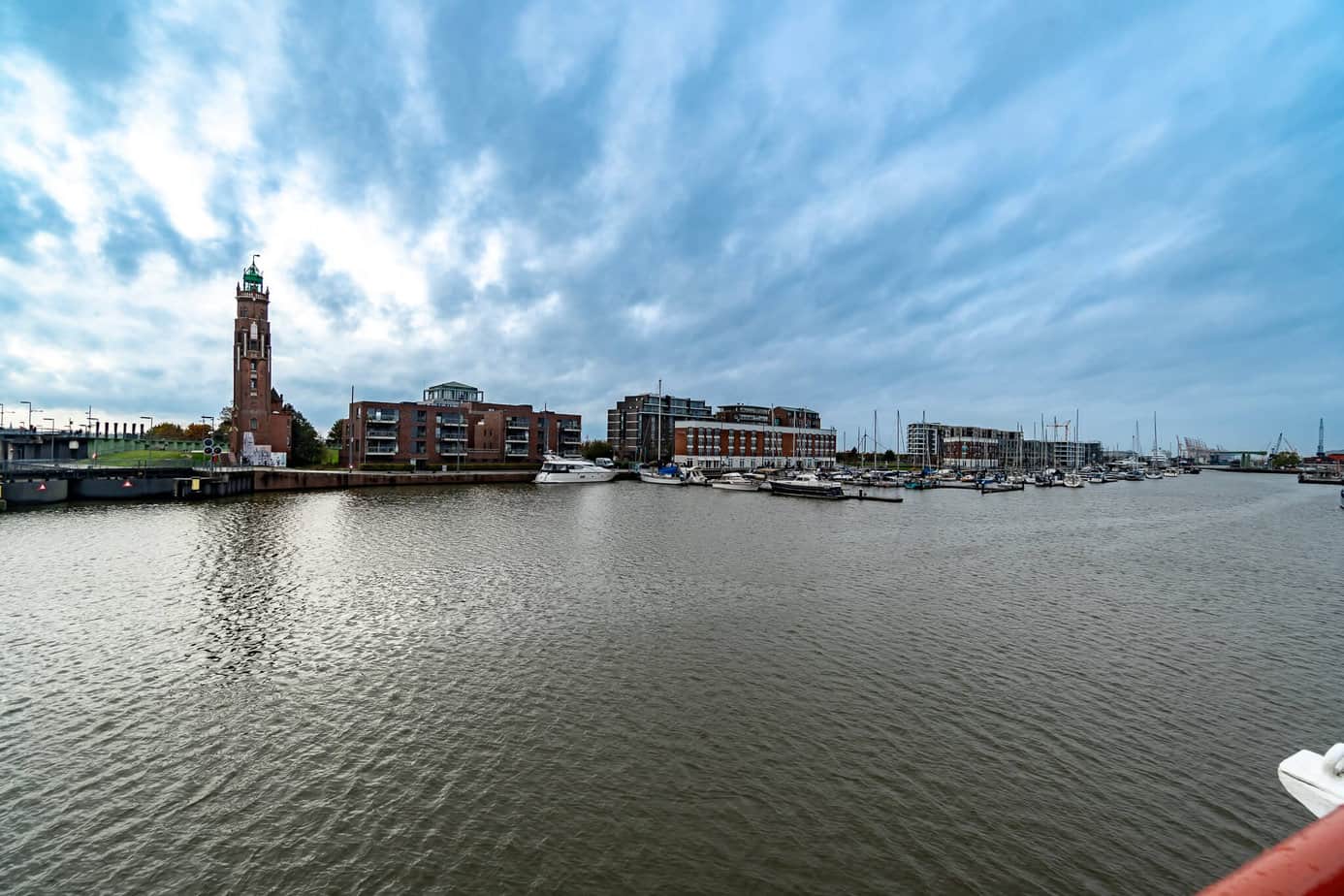 Blick über den Neuen Hafen