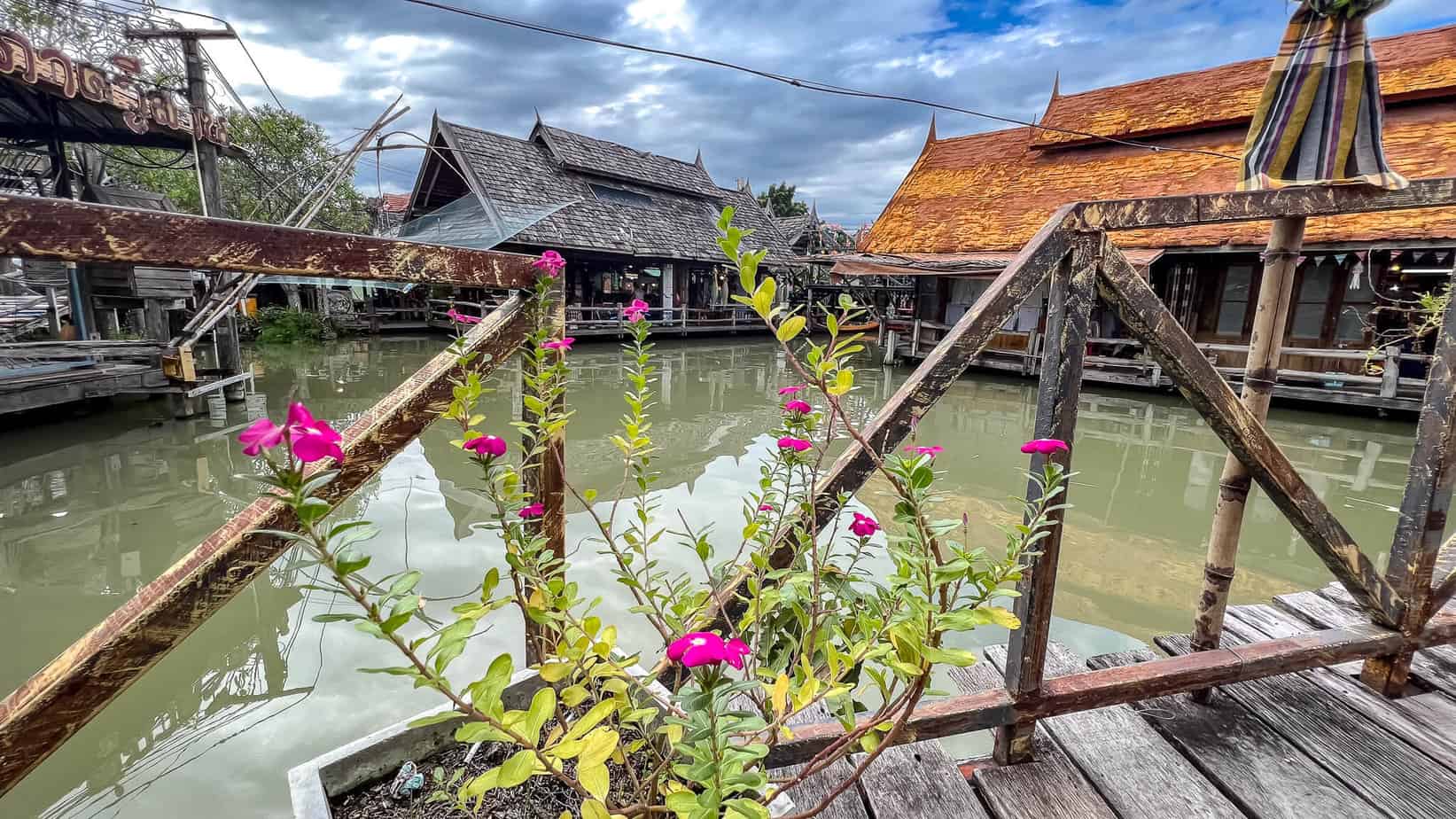 Blumen auf dem Floating Market in Pattaya