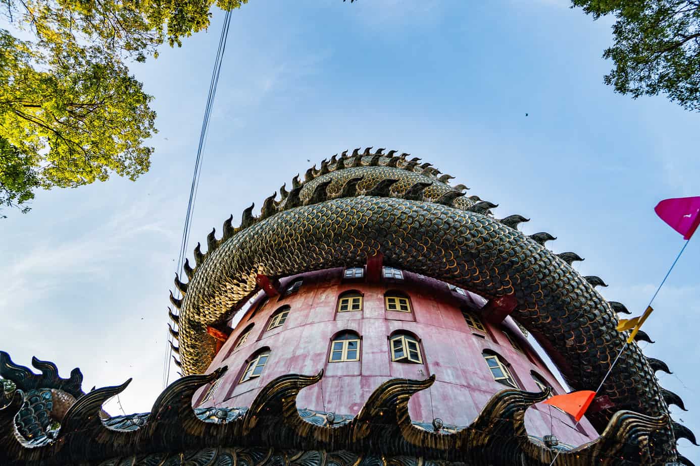 Der Drachentempel Wat Samphran