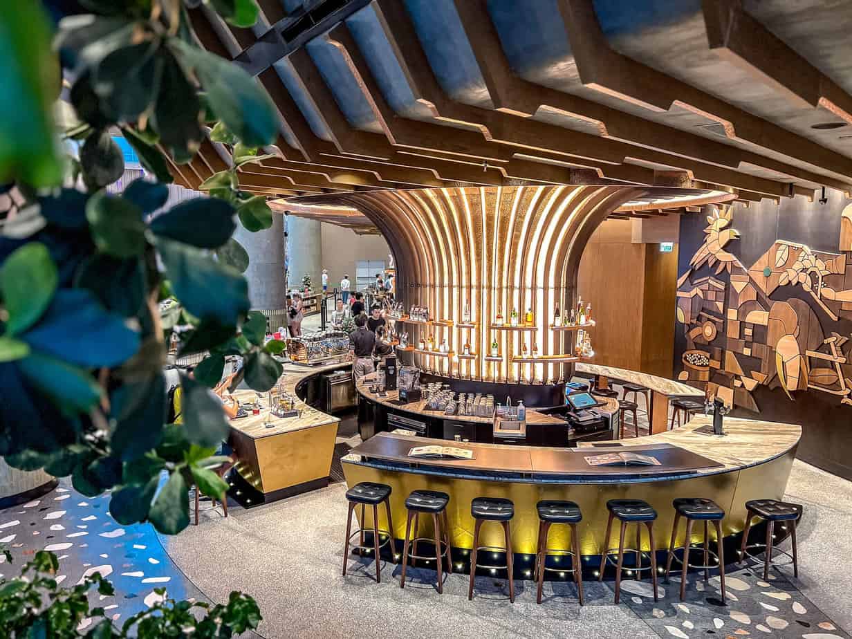 Der größte Starbucks in Thailand