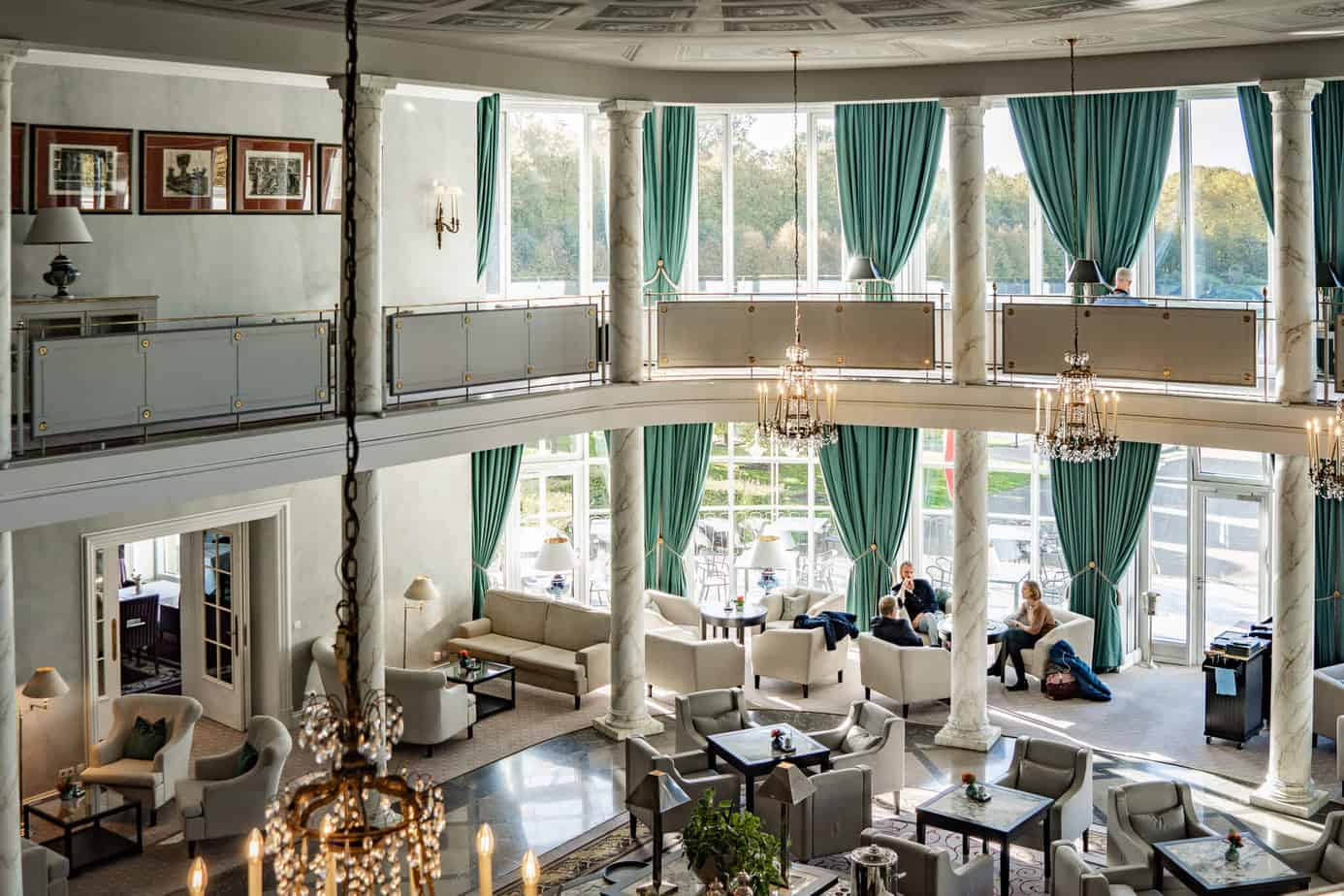 Kuppelhalle des Parkhotel Bremen