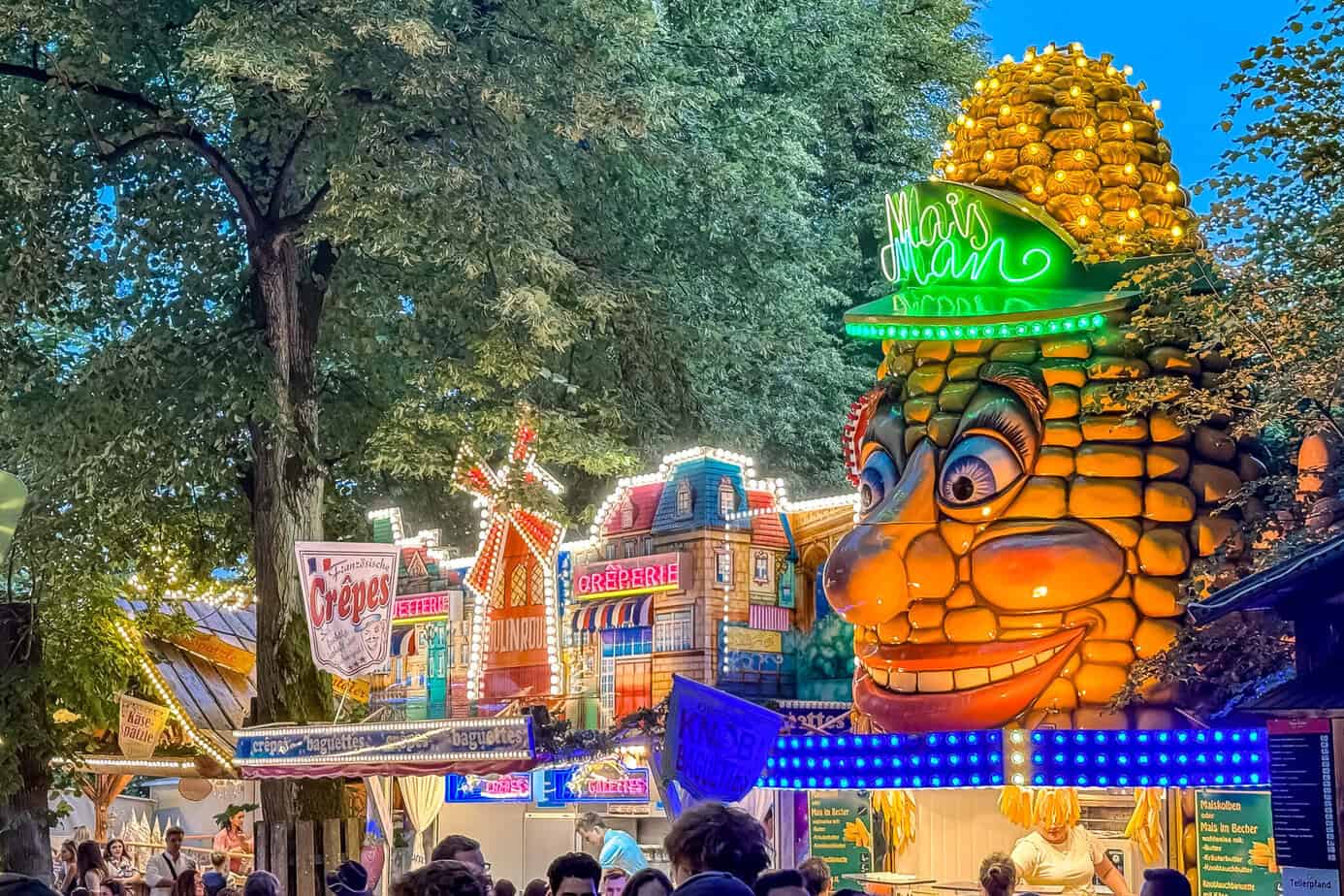 Buden bei der Bergkirchweih