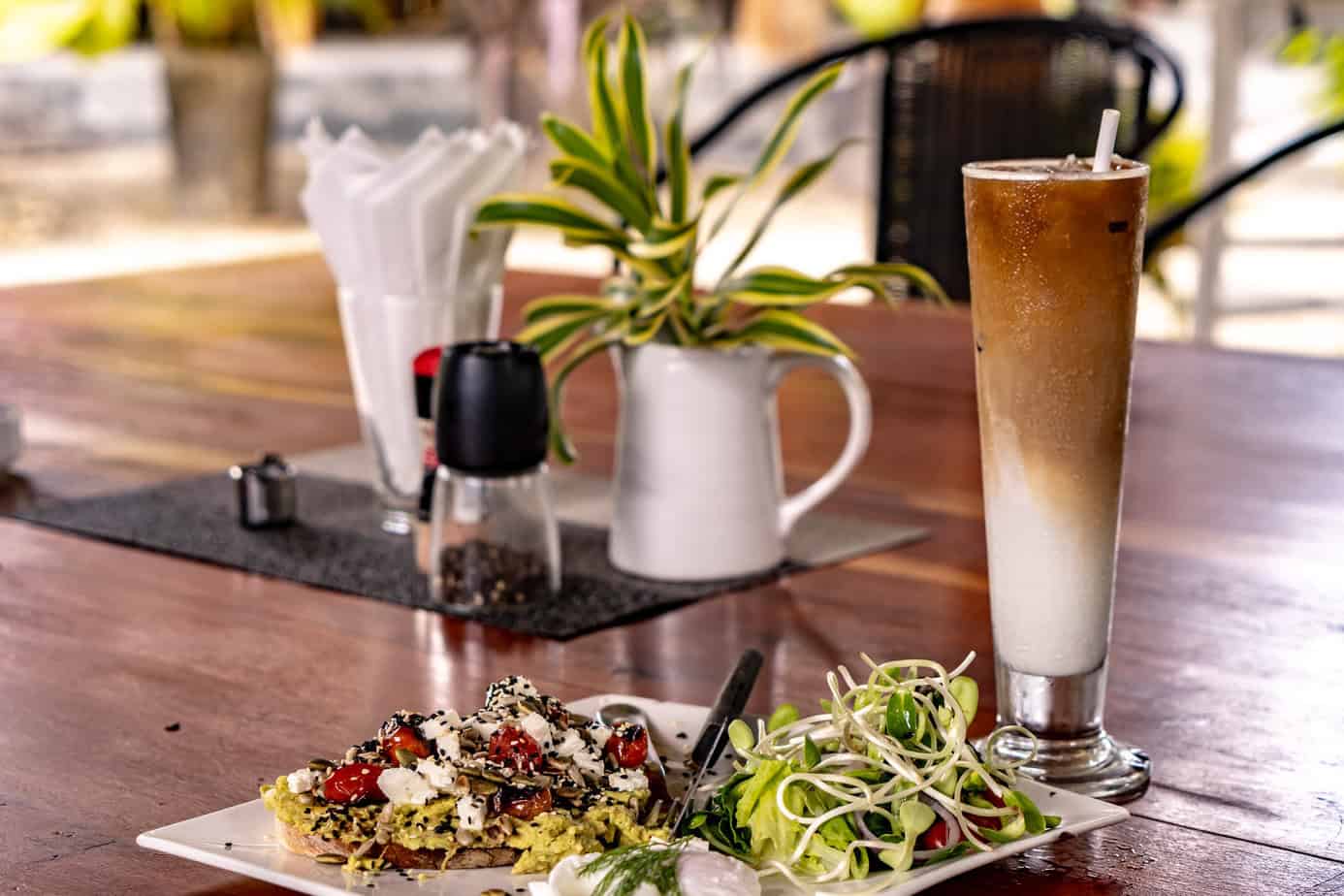 Gesundes Frühstück auf Koh Phangan