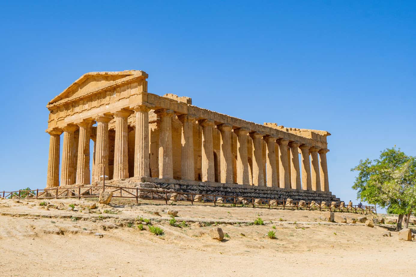 Antiker griechischer Tempel im Tal der Tempel in Agrigento