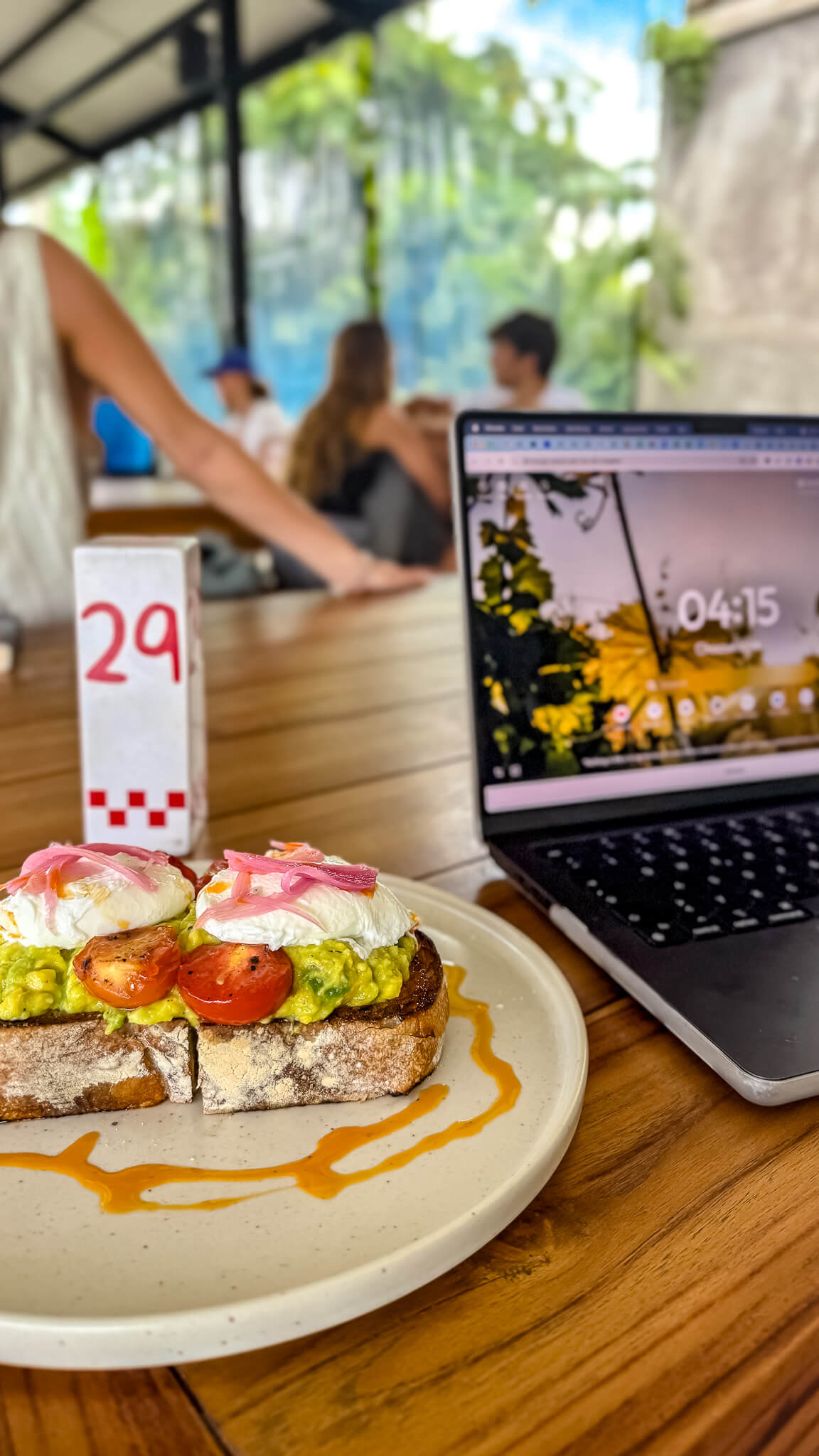 Avocado Toast im Guru Avocado Toast im Guru