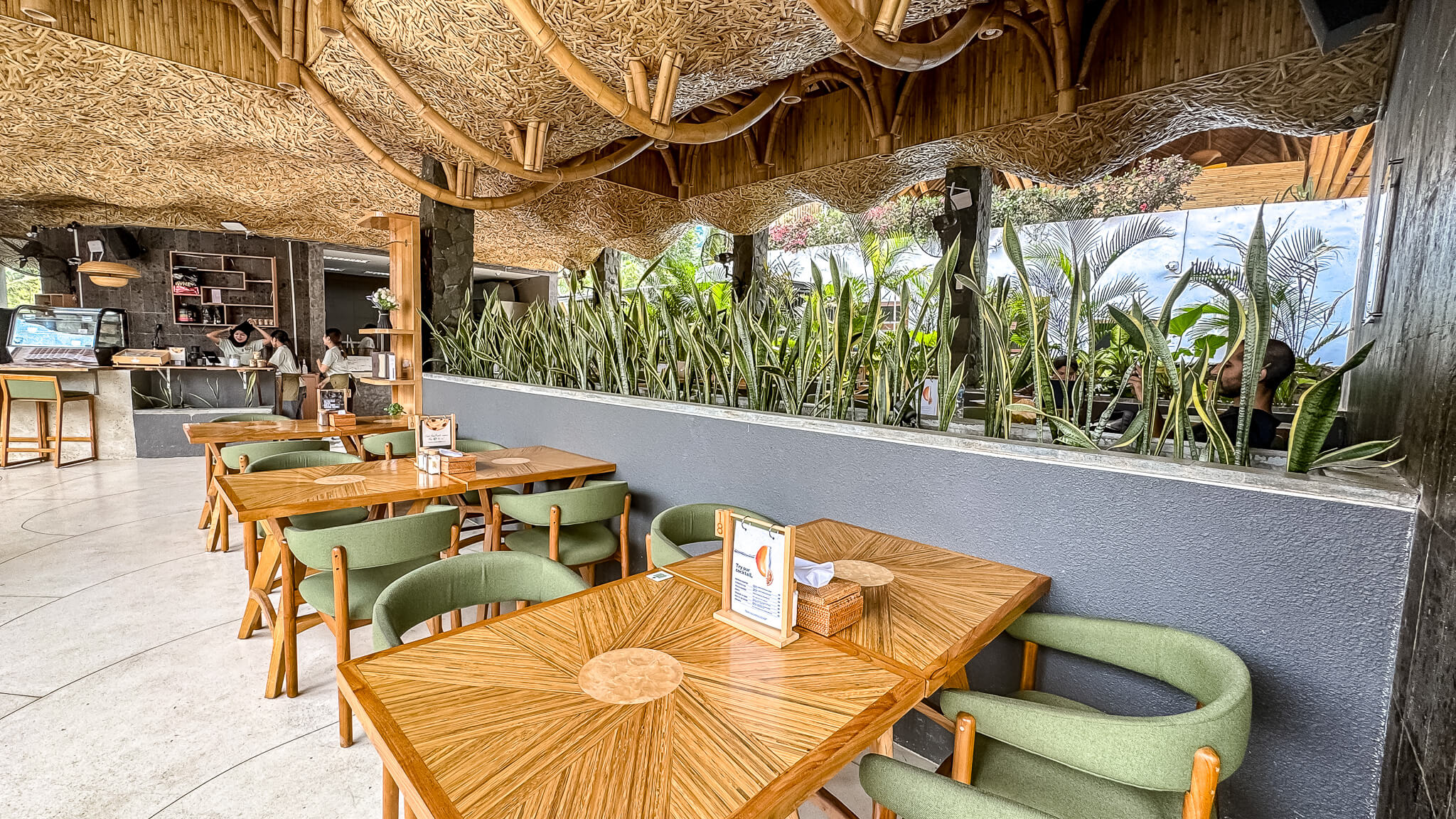 Die besten Cafés & Work-Spots in Kuta, Lombok 8 Im Xeno