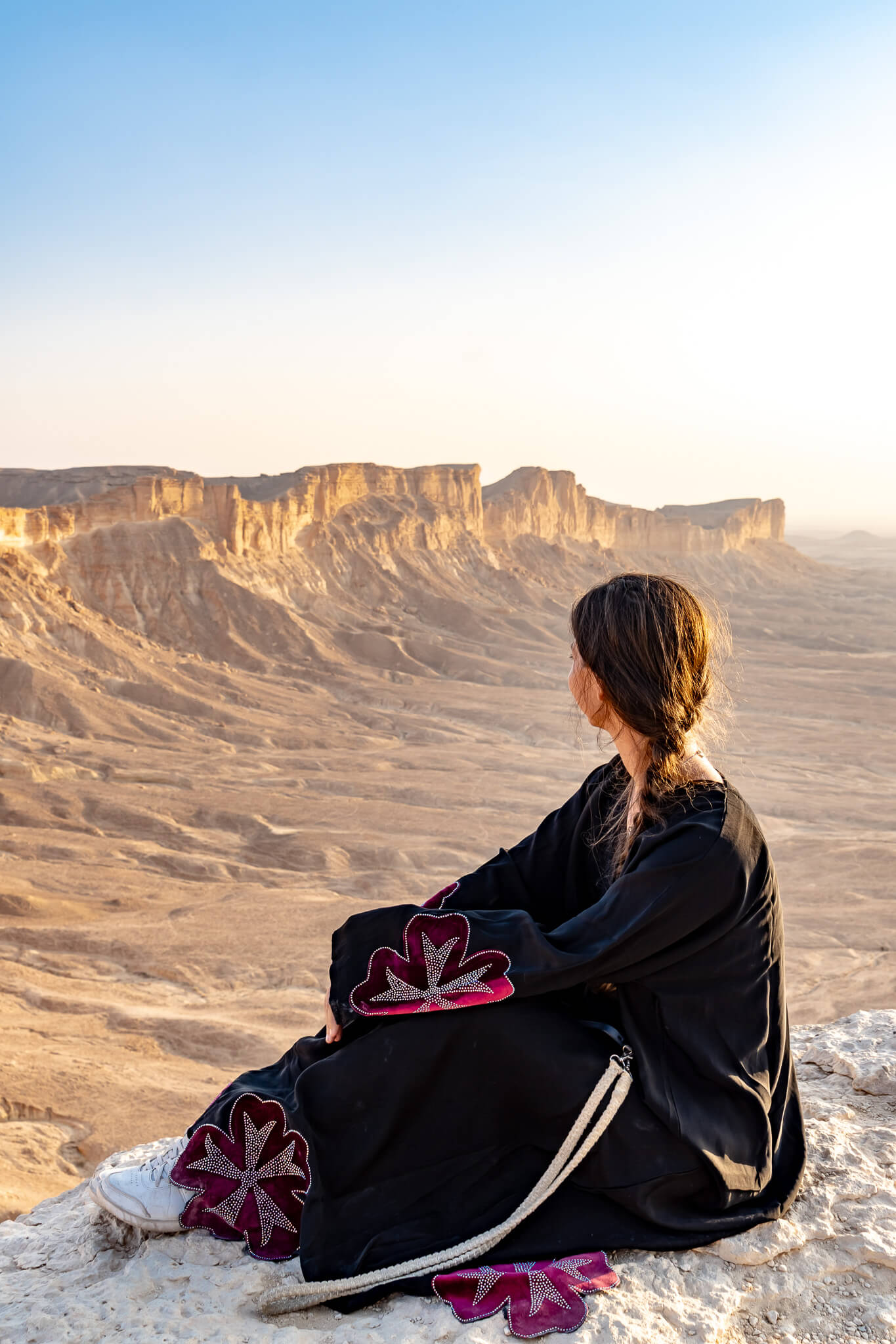 Barbara blickt über das Edge of the World