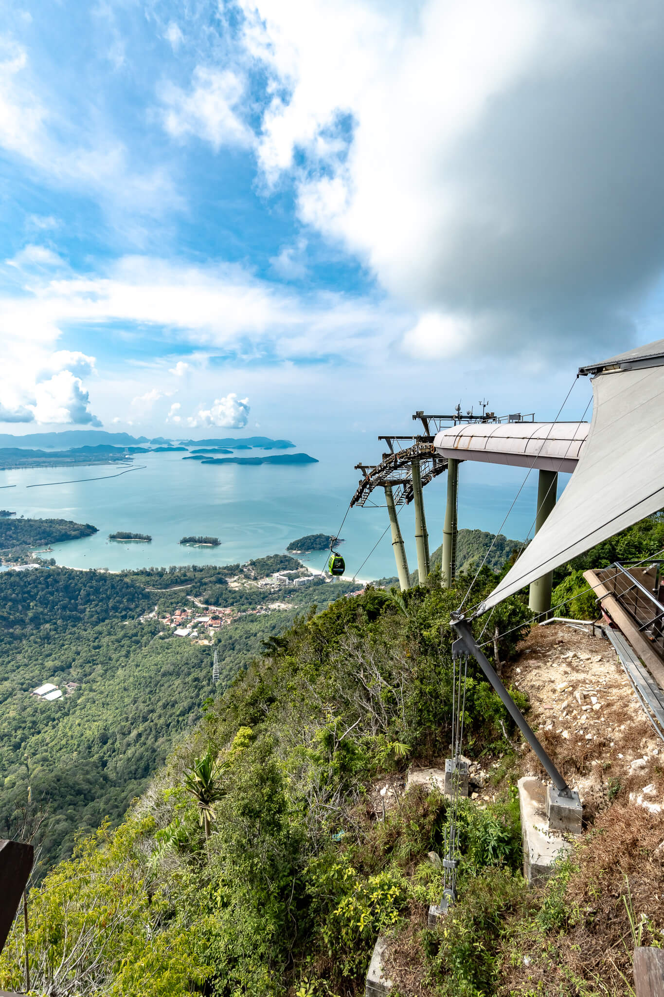 Blick von der Mittelstation zum Meer 2